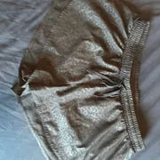 The Kuriosity Kloset Profile photo 9