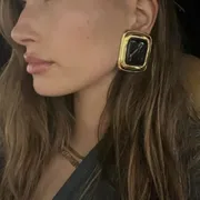 Profile picture of Alessandra 