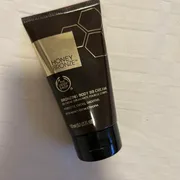 sarah Profile photo 9