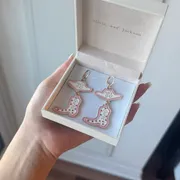 Andrea Profile photo 12