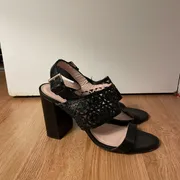 Kait S. Profile photo 12