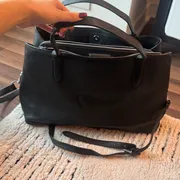 Andrea Profile photo 10