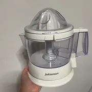 Crystal F. Profile photo 8