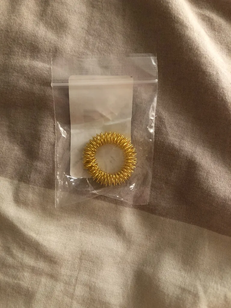 Finger Massager Ring photo 1