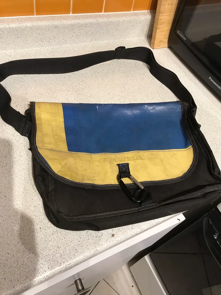 Authentic Cirque du Soleil Messenger Bag photo 1