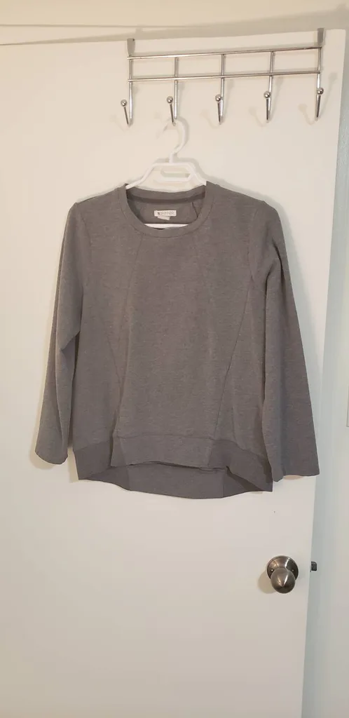 Sweatshirt S/M photo 1