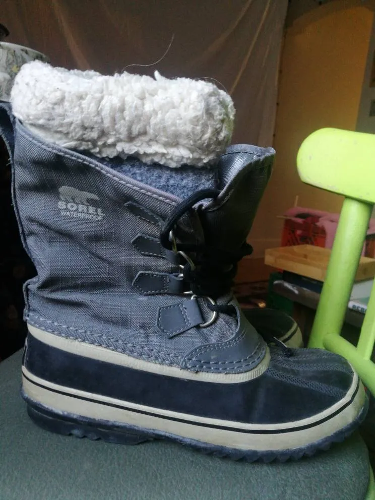 Sorel Winter Boots photo 1