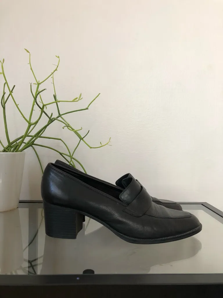 Vintage Black Leather Loafers photo 1