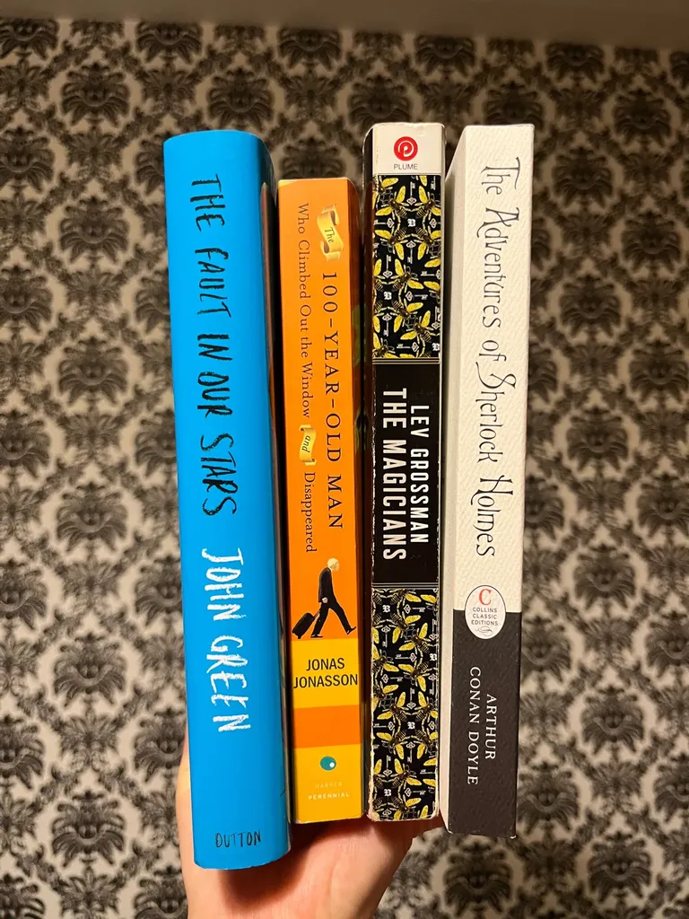 Book Lot - Scroll Thru photo 1