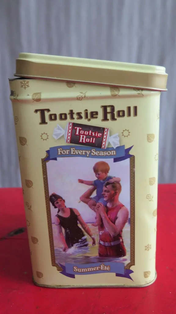 Tootsie Roll Tin 4 saisons seasons NYT photo 1