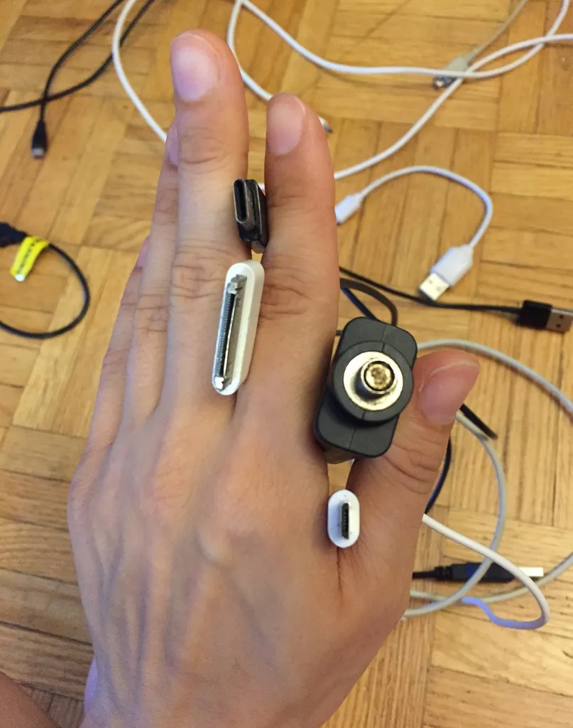 A Bunch Of Cables photo 1