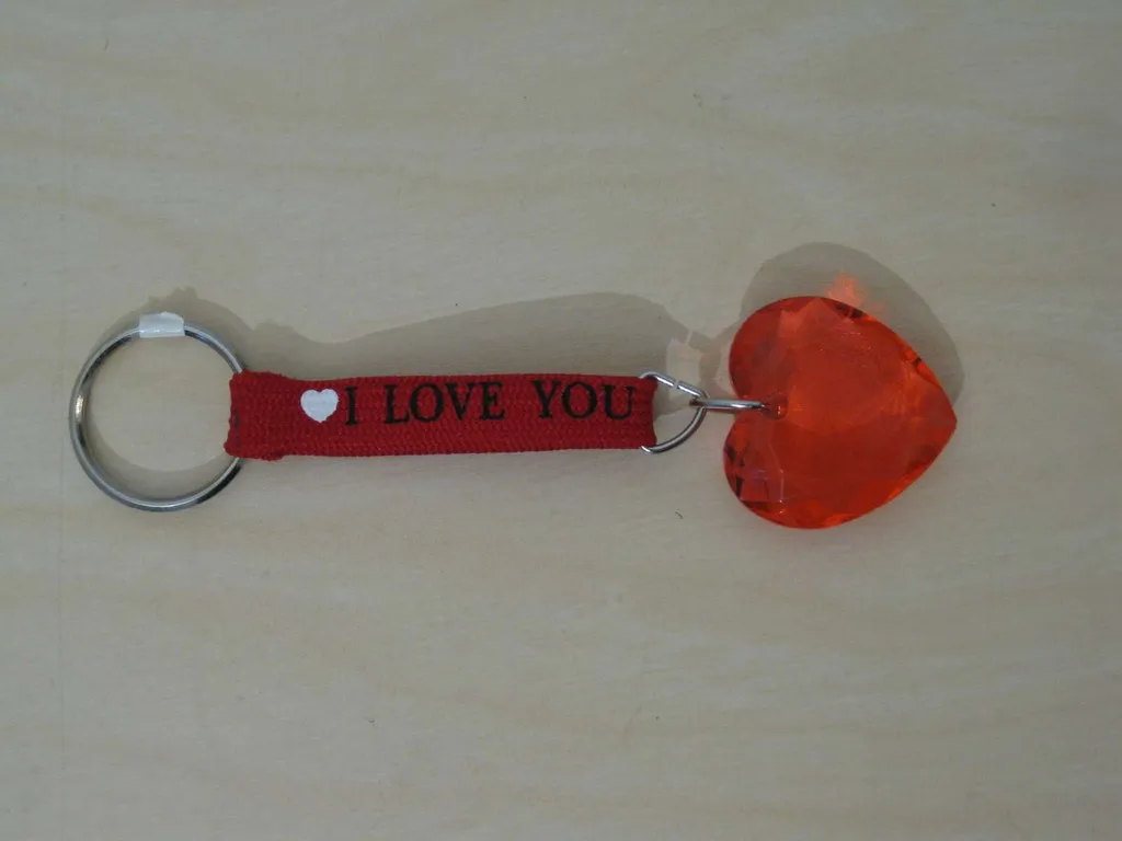 Cute heart keychain photo 1
