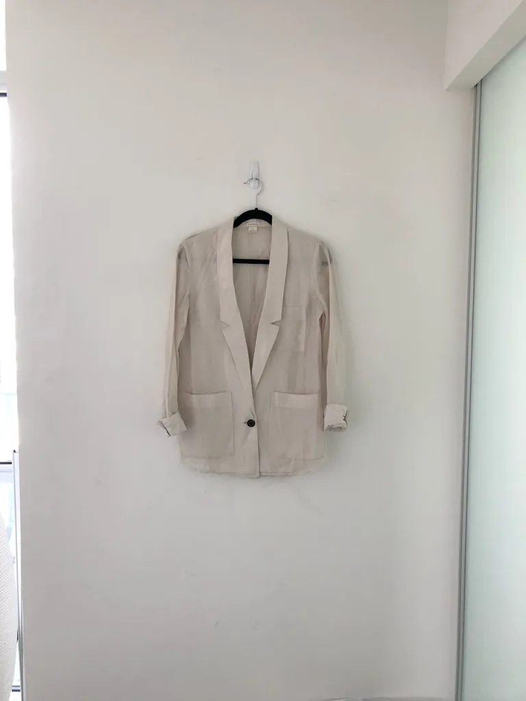 White Cotton/Silk Blend Club Monaco Summer Blazer photo 1