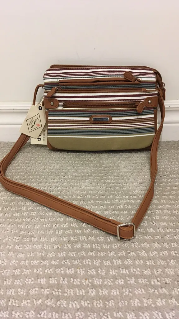 St. John’s Bay Purse photo 1