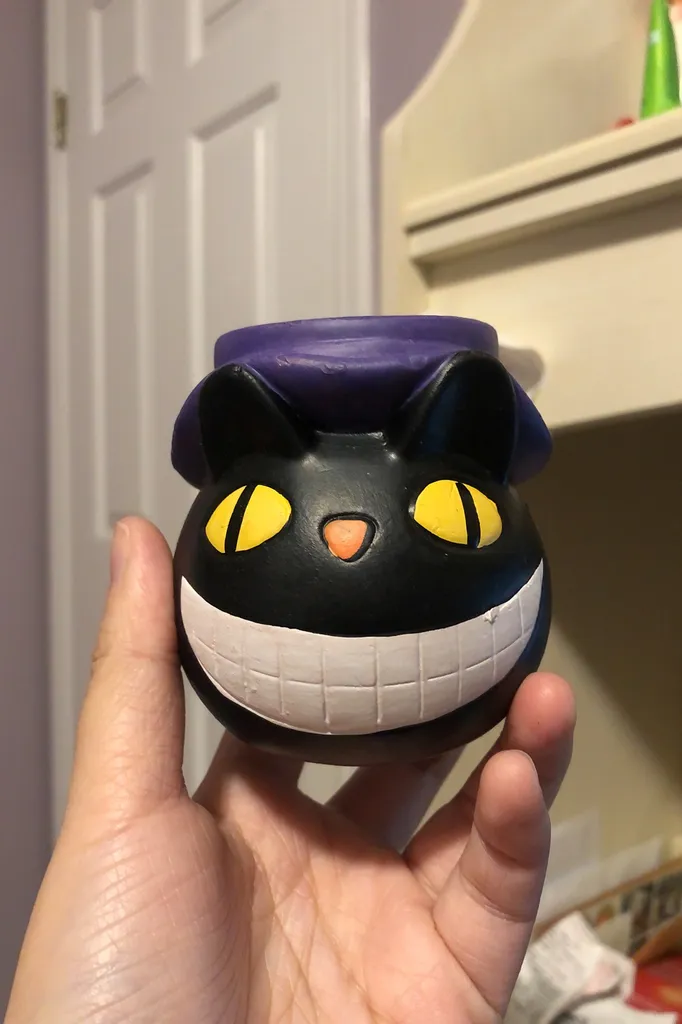 Spooky Cat Decor photo 1