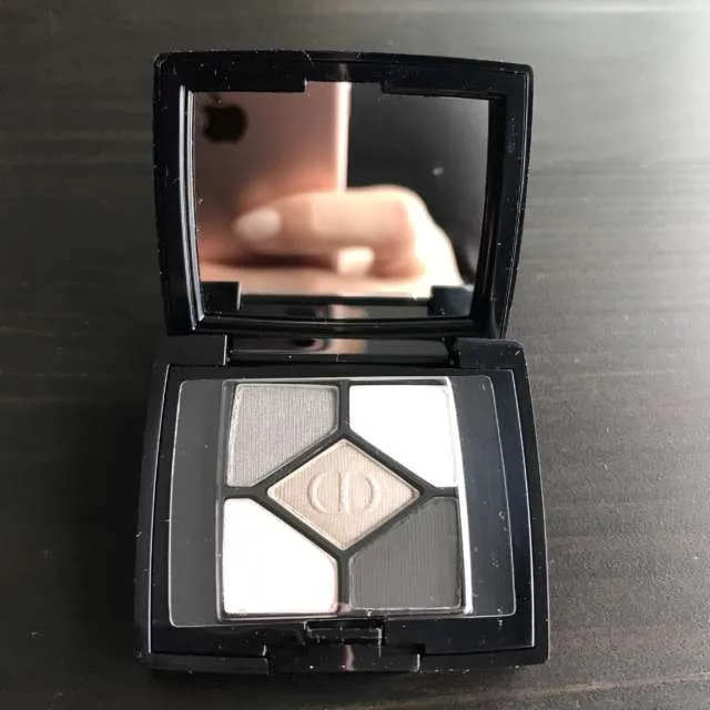 NEW Dior Eye Shadow photo 1