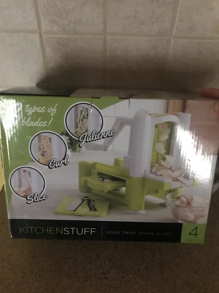 Veggie Spiralizer, VGUC photo 1