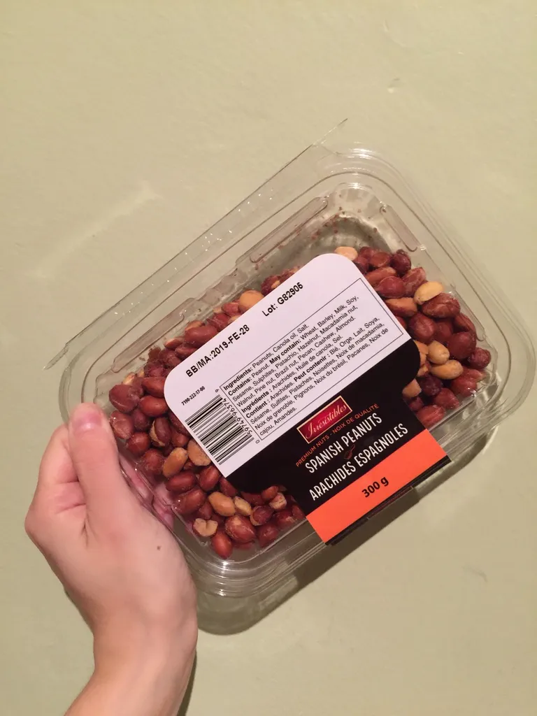 Premium Spanish Peanuts photo 1