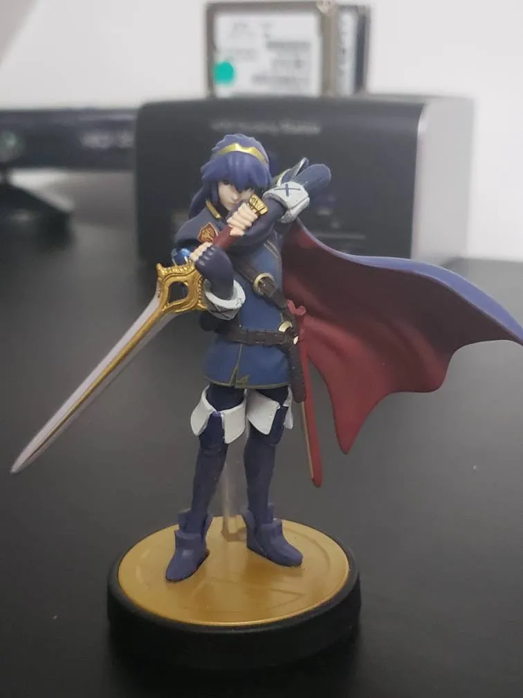 Fire Emblem Lucina Amiibo photo 1