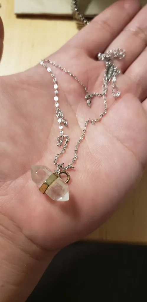 Pendant&chain photo 1