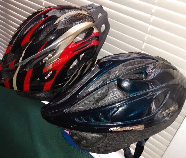 #Free, Helmets photo 1