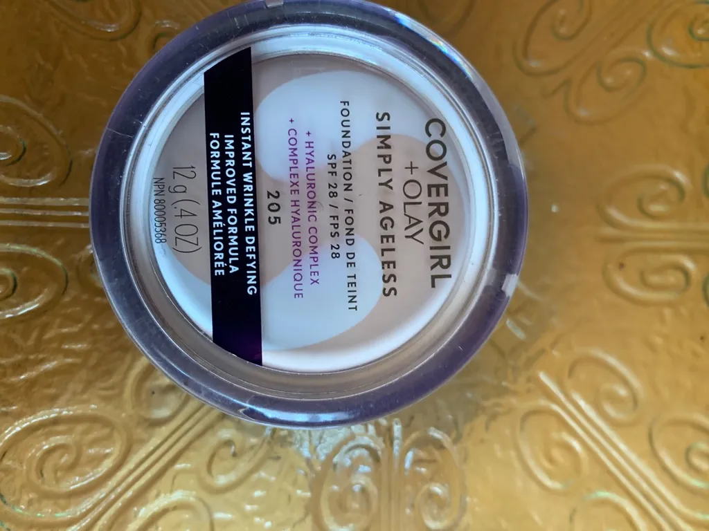 Covergirl+olay photo 1