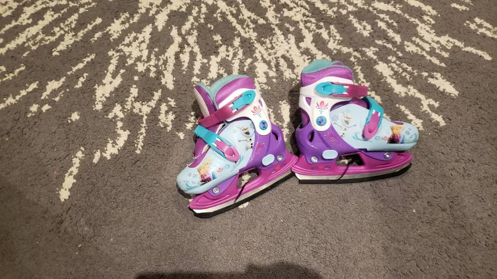 Kids Resizable Skates photo 1