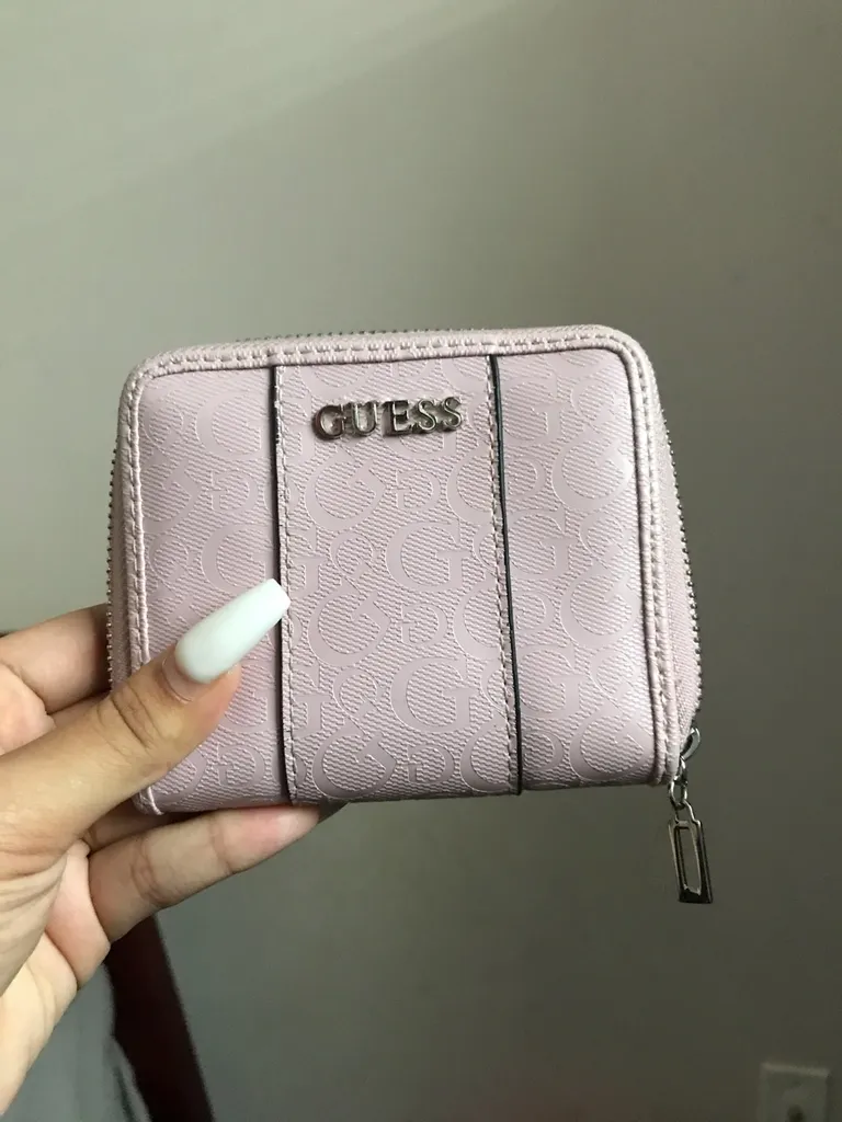 guess wallet photo 1