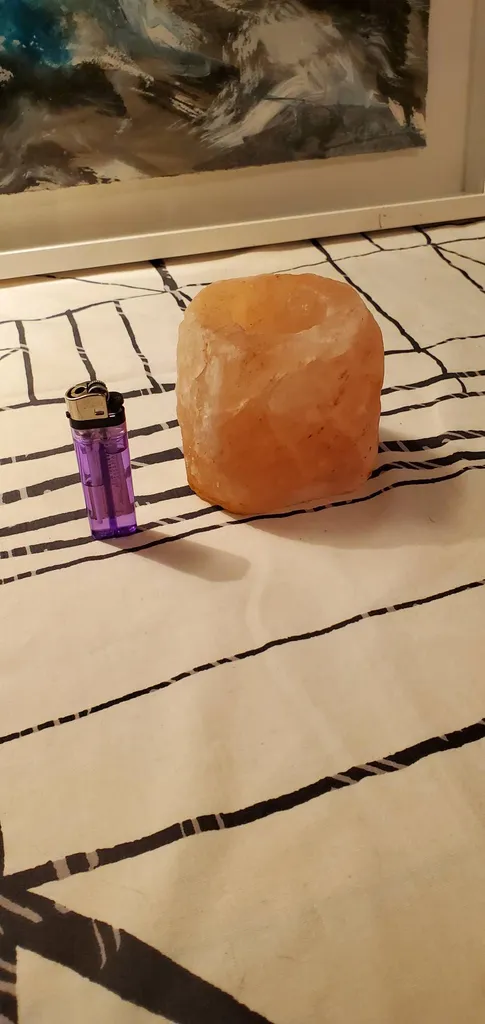 Pink Rock Salt Tea Light Holder. photo 1