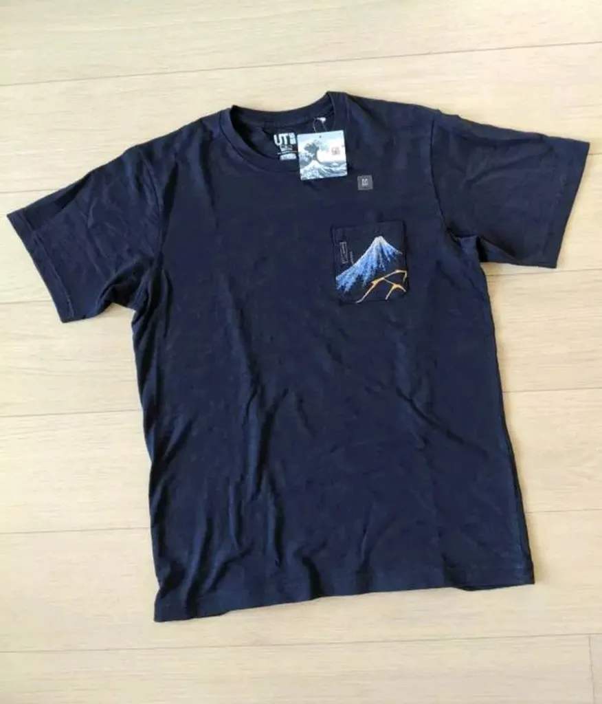 Brand New Uniqlo Tshirt photo 1