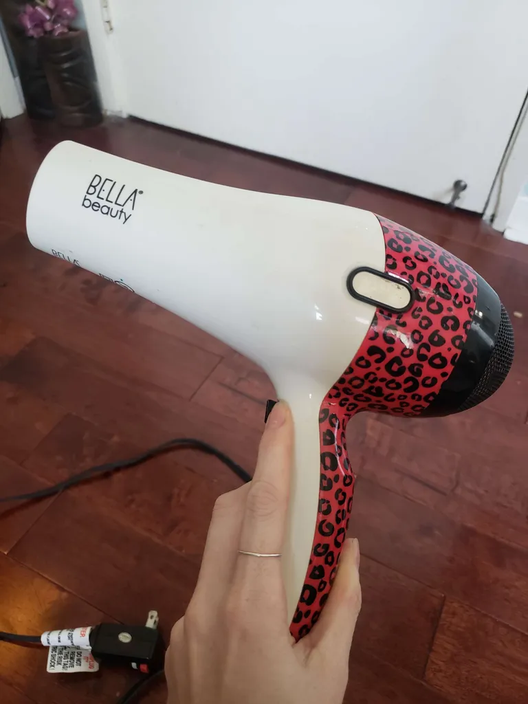 Bella Beauty hair dryer photo 1