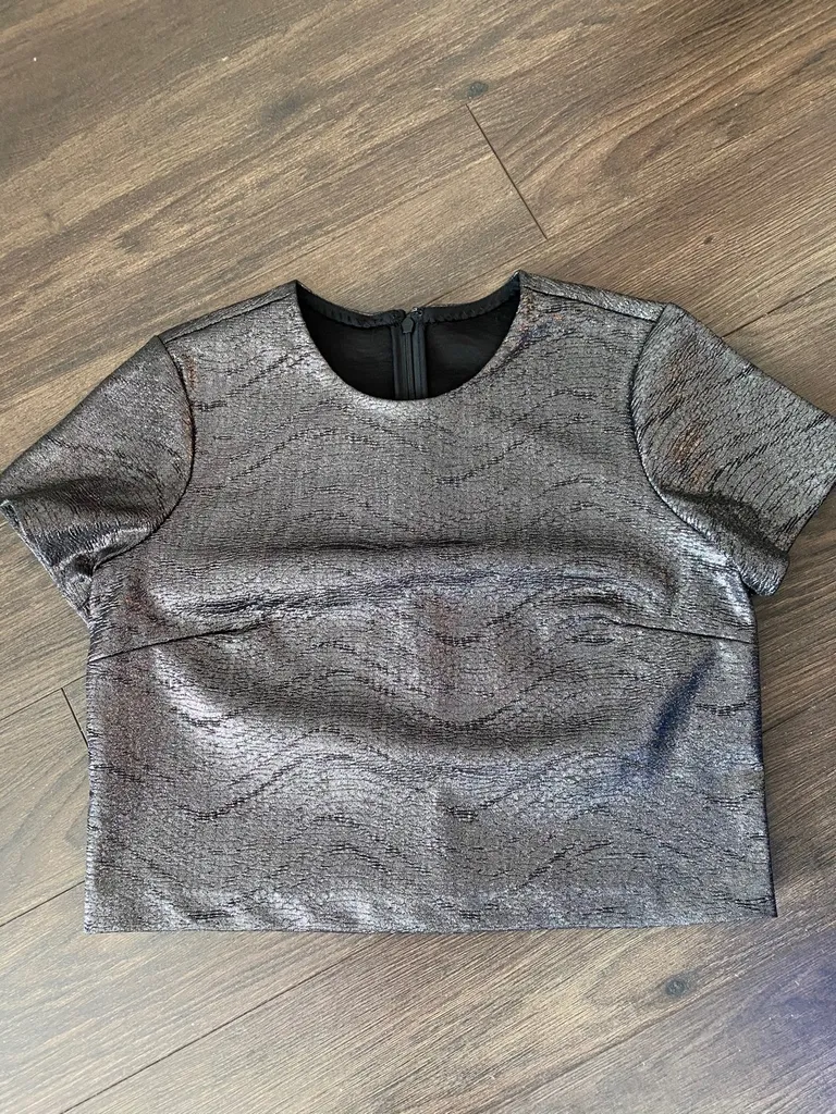 Metallic Crop Top photo 1