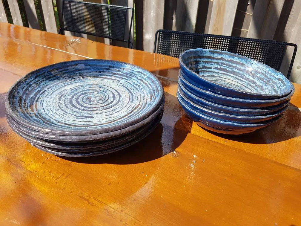 Plastic Patio Plates And Bowls photo 1