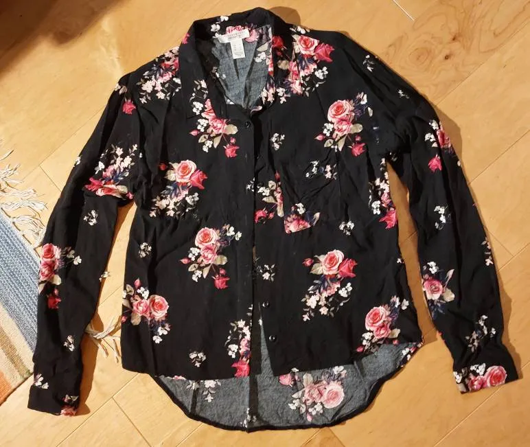 Long Sleeve Floral Button-up Shirt photo 1