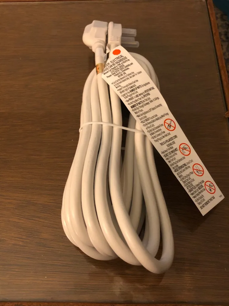 15’ Heavy Duty Extension Cord photo 1