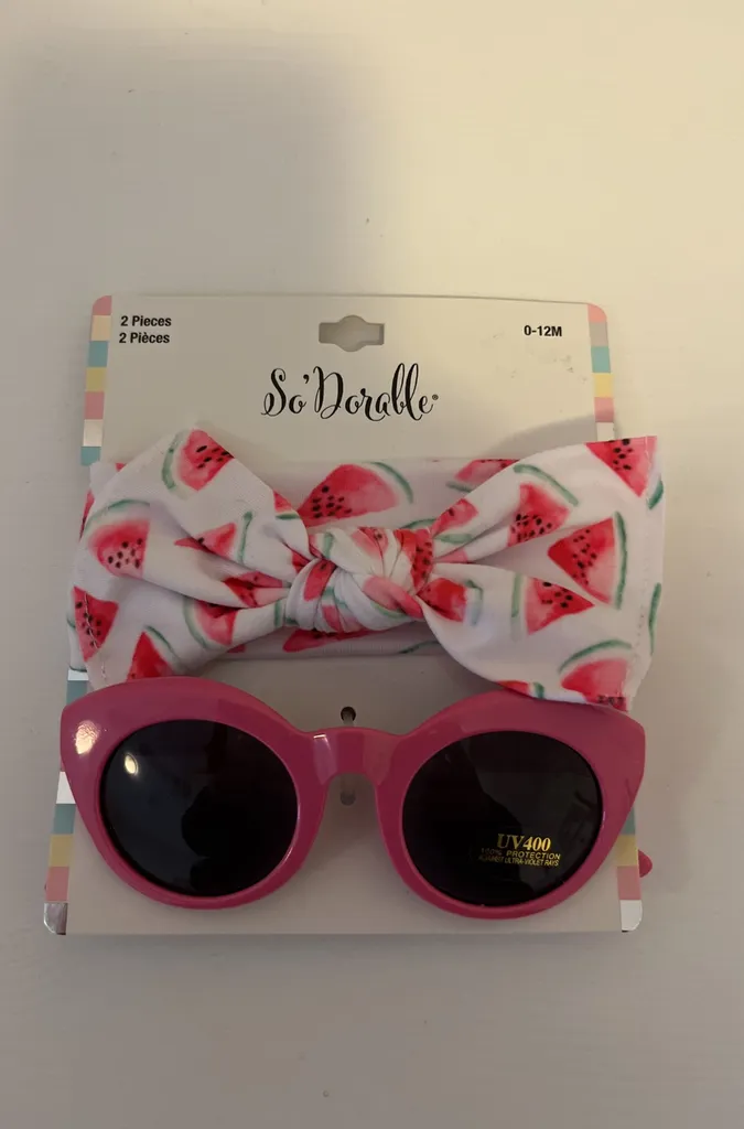 Hair Accessory And Sunglasses photo 1