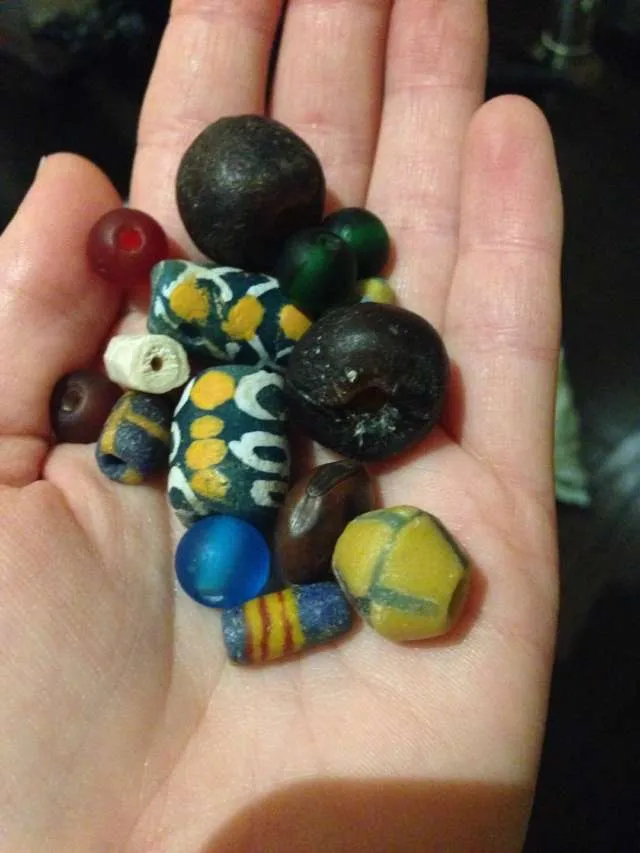 Natural Stone And Glass Beads photo 1