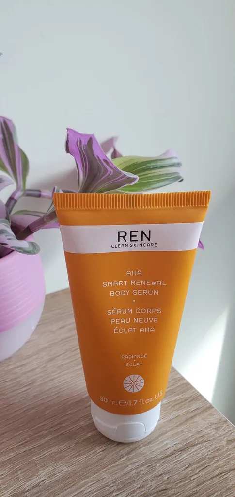 REN AHA Body Serum photo 1