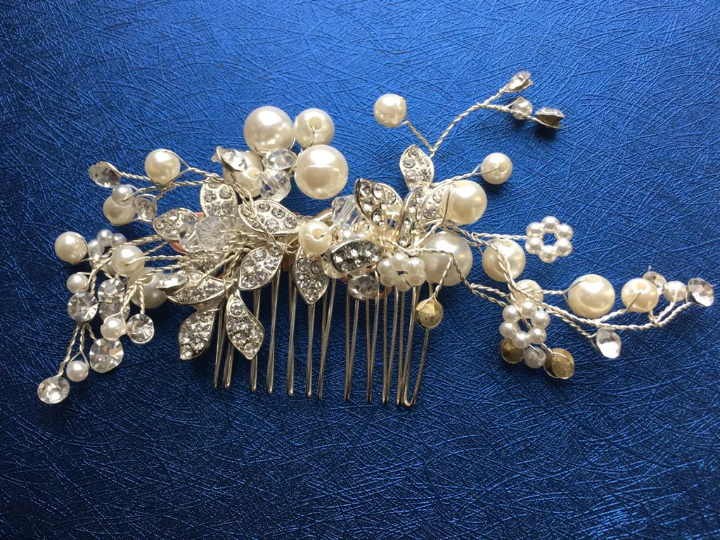 Hair Accessory photo 1