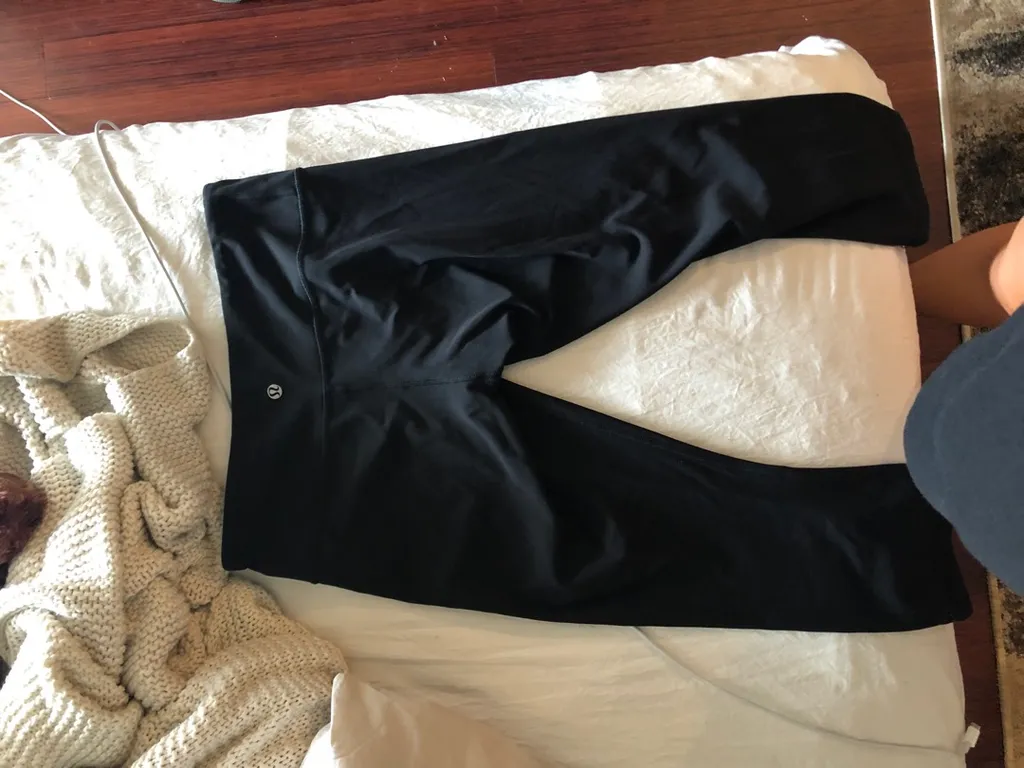 Sad Lululemon Rebunz photo 1