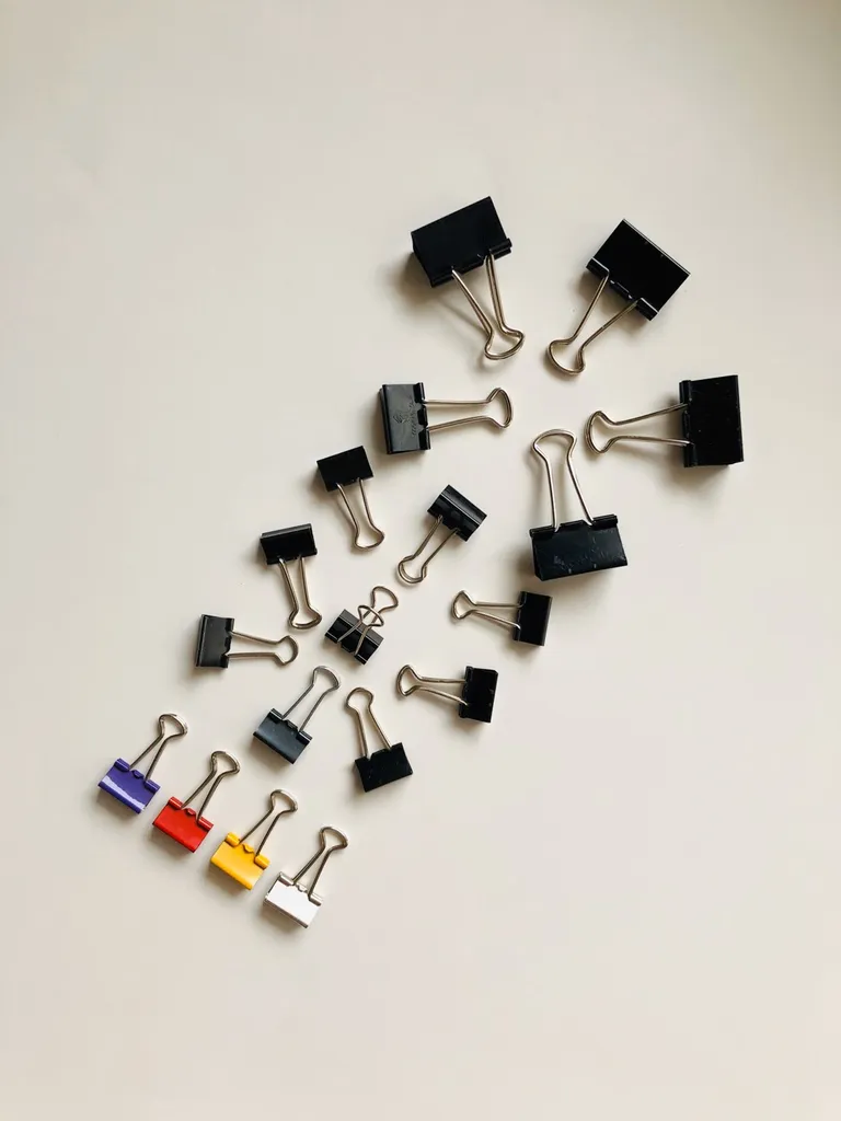 Stationery Clips photo 1