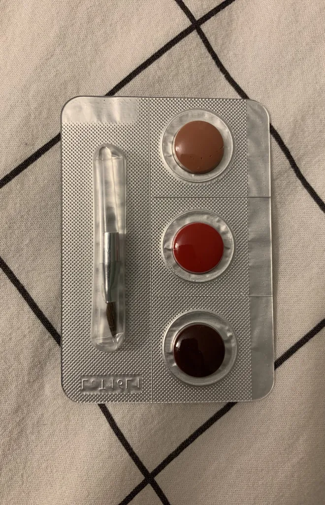 Lise Watier Lipstick Sample photo 1