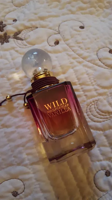 Bath And Body Works - Perfume photo 1