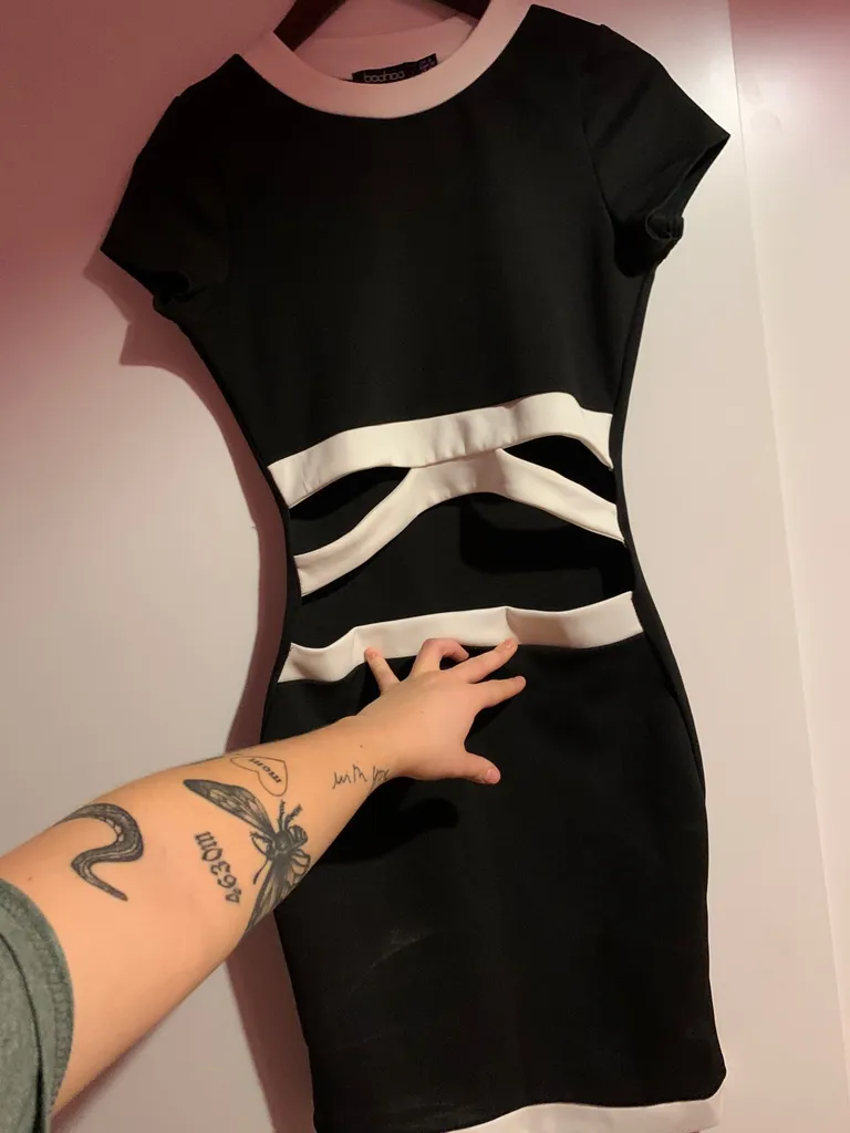 Boohoo Cut Out Dress photo 1