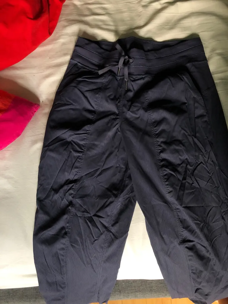 lululemon studio dance pants size 6 photo 1