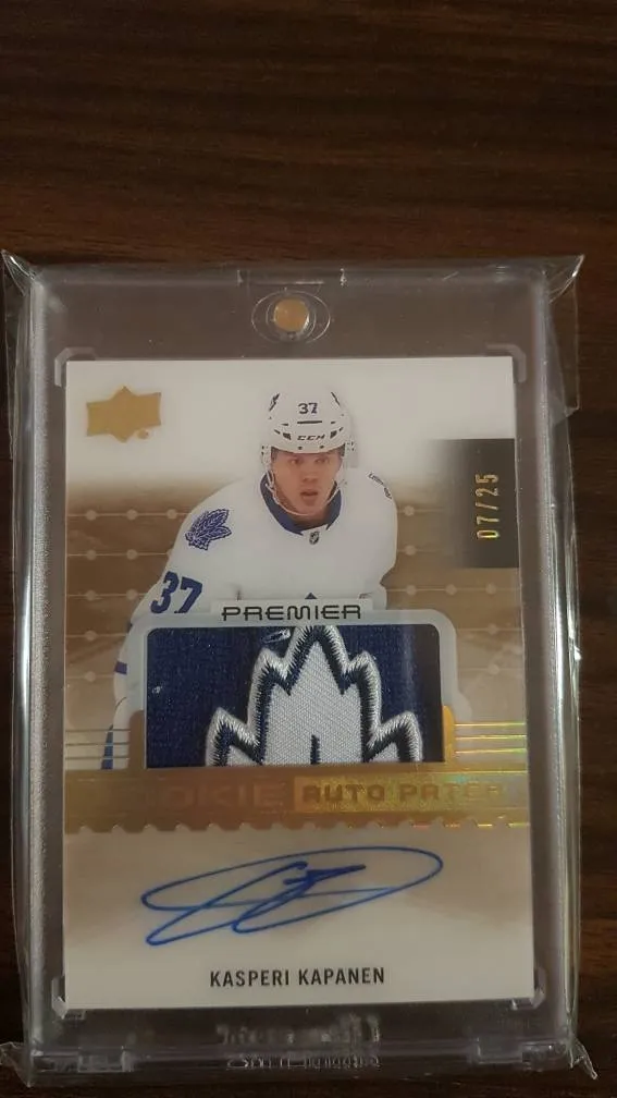 Kasperi Kapanen UD Premier Rookie Auto Patch Gold /25 photo 1