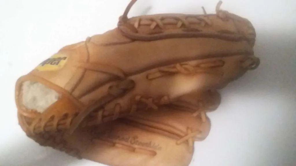 Baseball Glove photo 1