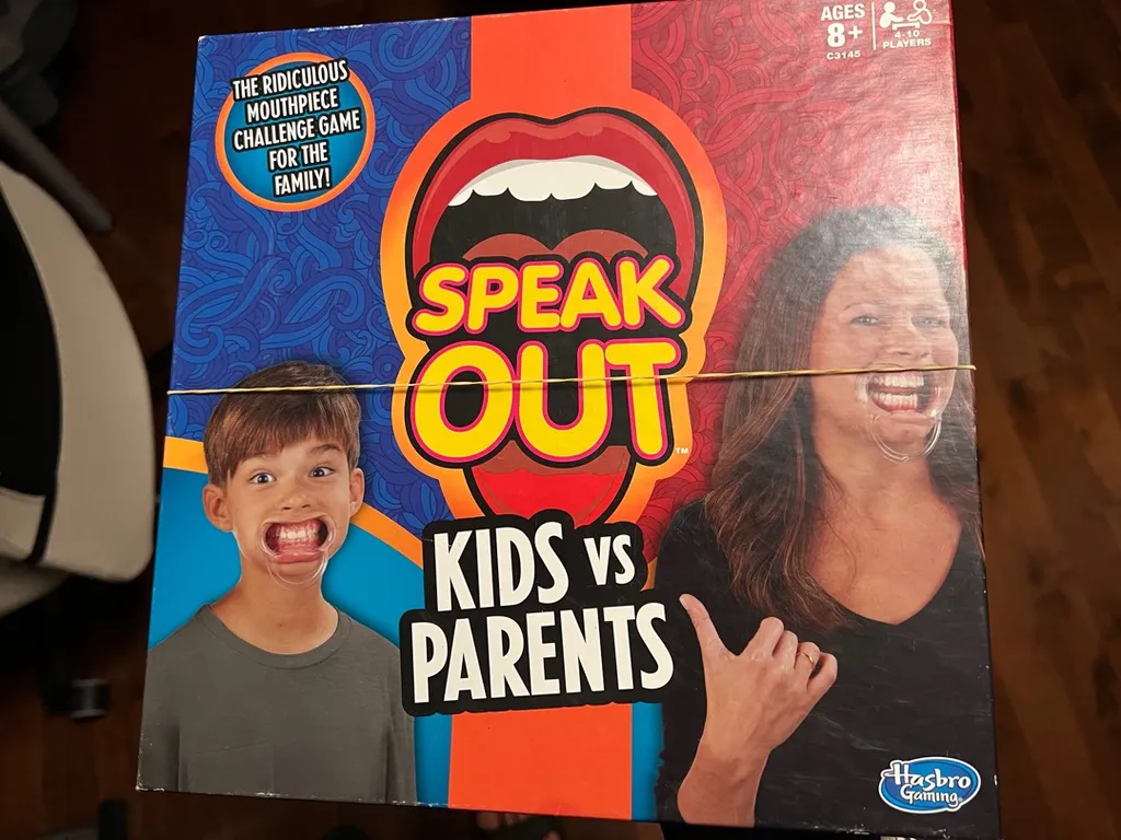 Speak Out Board Game photo 1