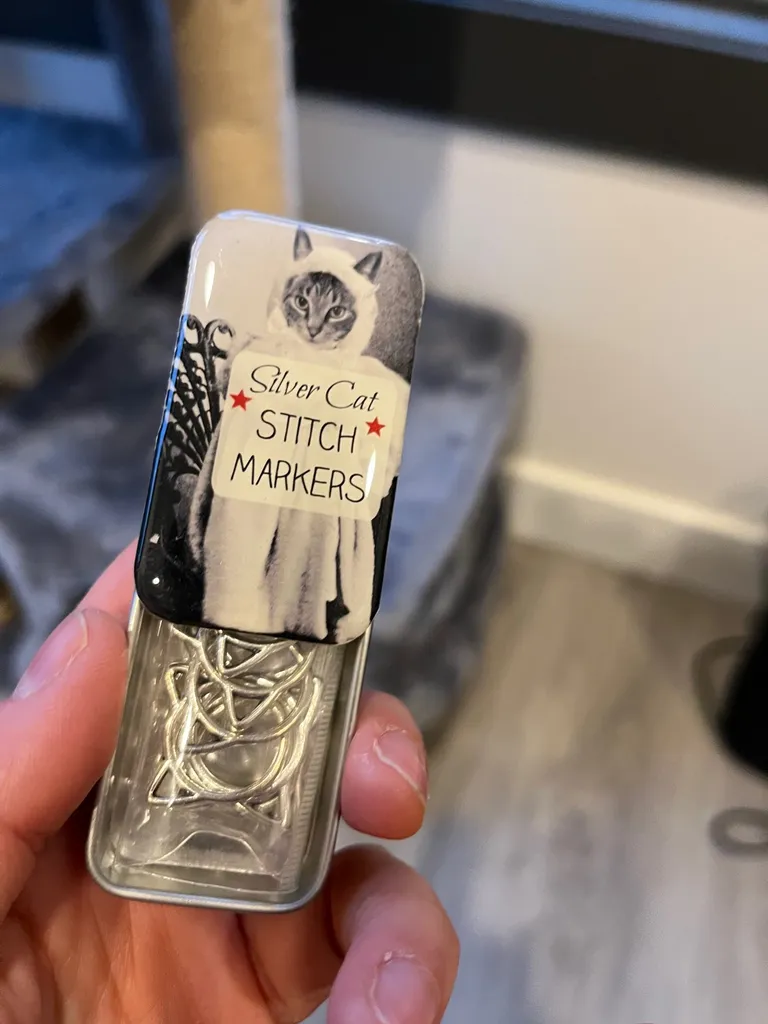 Kitty Themed Knitting Markers photo 1