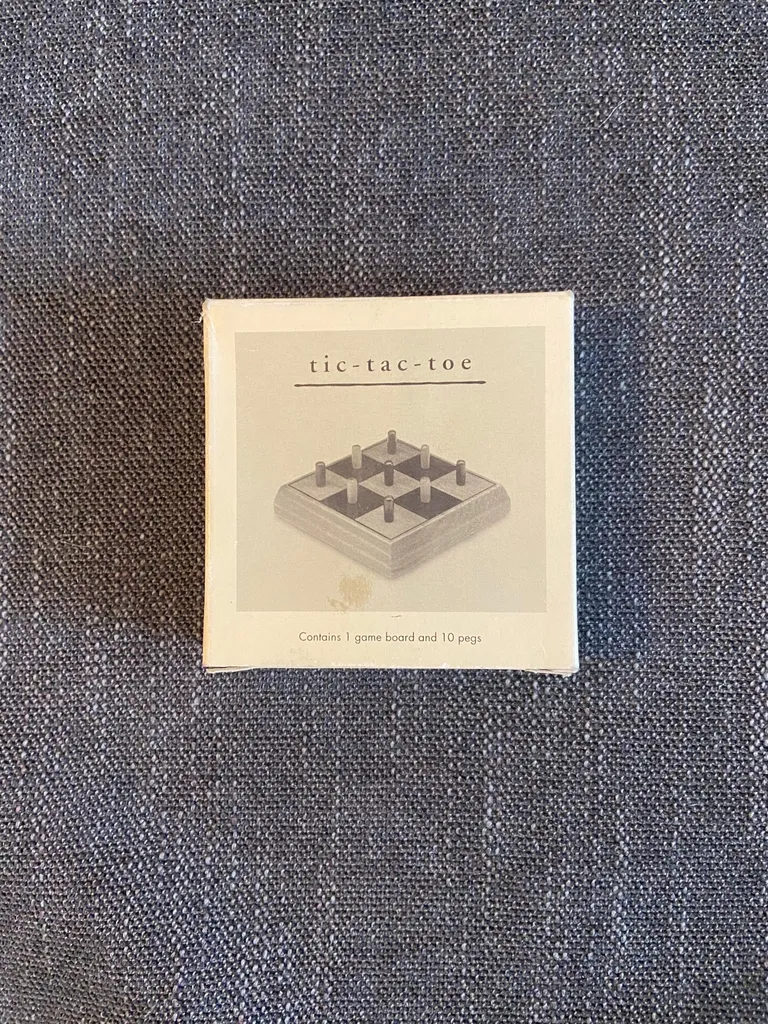 Tic-Tac-Toe Board Game photo 1